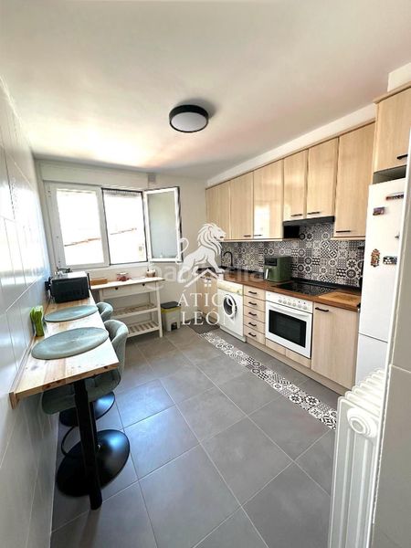 Foto 54d20b48-a1b3-4844-abb9-e99d8e994fd1. Apartament a vegarada 6 a La Asunción - La Inmaculada León