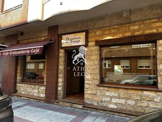 Local Comercial en Cardenal cisneros 51. Cafeter�a en funcionamiento en zona san andr�s