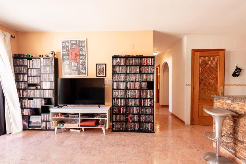 Foto ba8f0e90-0ed5-4bb8-826f-904f2a9a2eb9. Etagenwohnung mit parking in Campos