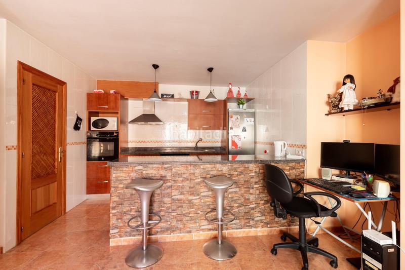 Foto f76adf0a-c30b-4a1a-8c48-f5e1ecb2691f. Etagenwohnung mit parking in Campos