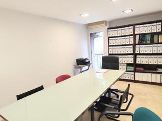 Lloguer Oficina a Calle de pere dezcallar i net 13. Alquiler de despacho en zona privilegiada del centro de palma  p