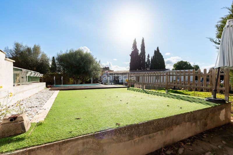 Foto 5cbe839d-3574-4424-b45e-a696200db7cc. Casa amb aparcament piscina a Son Sardina Palma de Mallorca