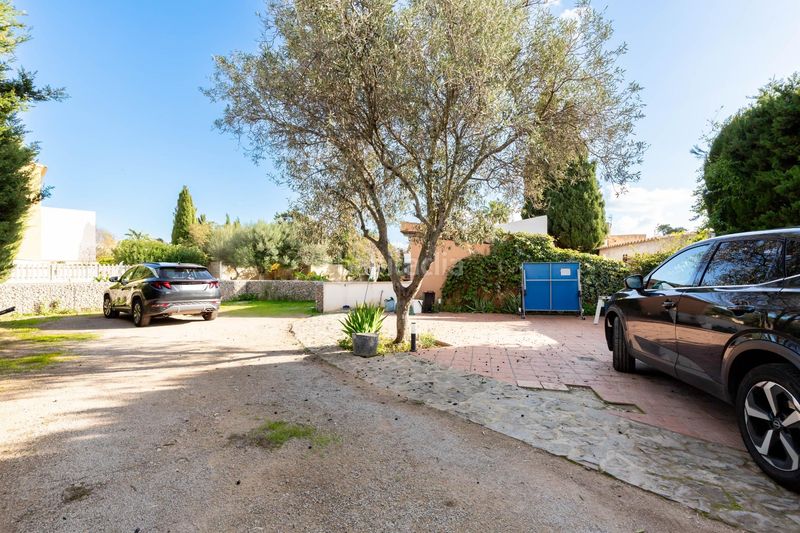 Foto d61ea8d6-0952-408c-a321-fba0efe8e73e. Casa amb aparcament piscina a Son Sardina Palma de Mallorca