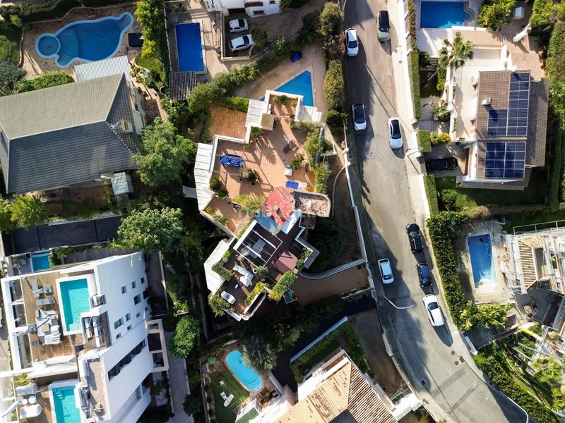 Foto 32acad2a-cbc3-4998-9a54-4911009c1373. Dúplex amb aparcament piscina a La Bonanova Palma de Mallorca