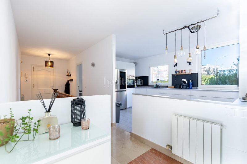 Foto bd2f852c-88c2-4074-8005-4c1dab4341b2. Dúplex amb aparcament piscina a La Bonanova Palma de Mallorca