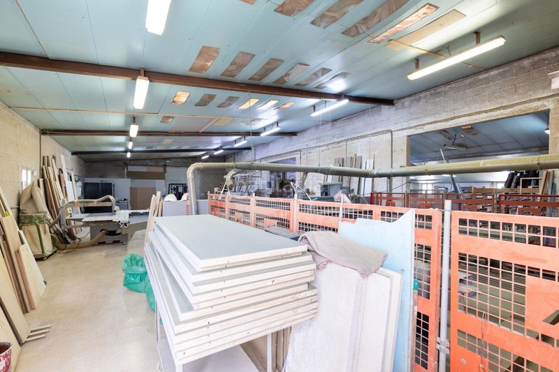 Foto d7eb6eaa-820b-4314-ab83-ef929c5d8a87. Nau industrial a Manacor centre Manacor