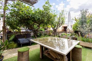 Casa adossada  Calle poroto. Fantástica planta baja en el vivero