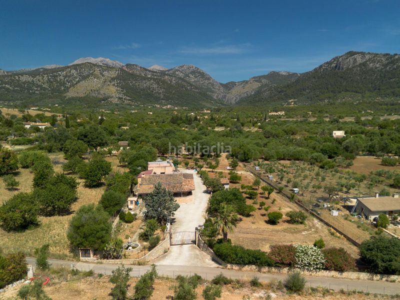 Foto 0b49aea2-5e9b-4617-b555-e9c6257d4d90. Masia amb calefacció aparcament a Selva