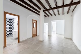 Planta baixa  Carrer cima. Planta baja en venta cerca de santa catalina
