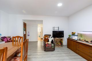 Flat  Carrer can ferragut. Piso luminoso en zona son ximelis