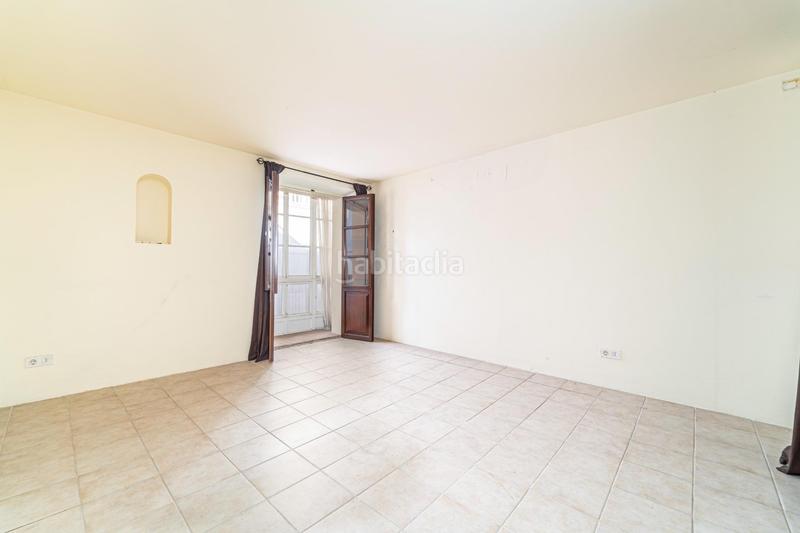 Foto 67a93fef-3b2c-480b-b5d4-b2ef3ef1be4f. Chalet con parcheggio in La Llotja-Born Palma de Mallorca