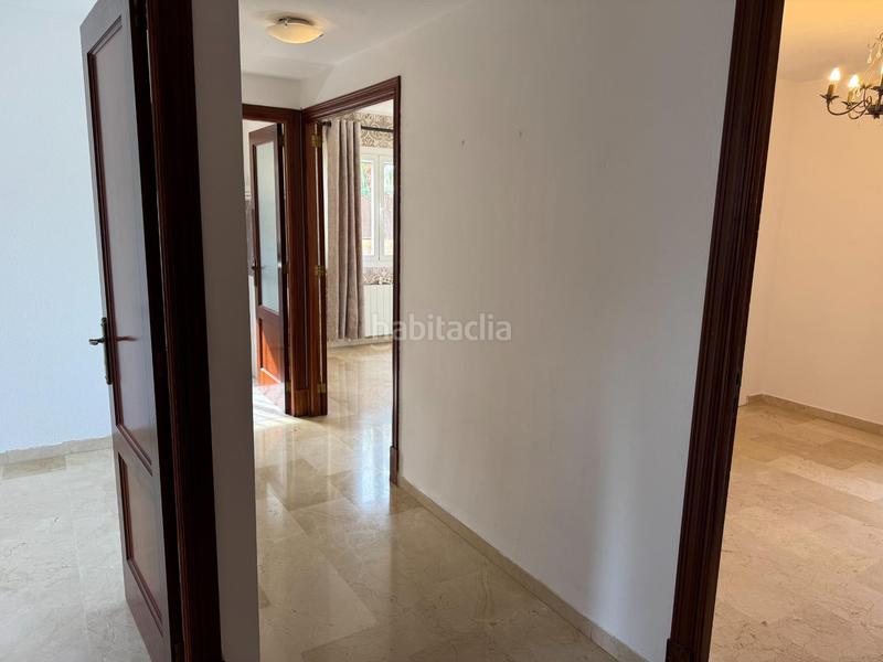 Foto c2efd172-43f6-479b-af9e-17585cea113c. Alquiler apartamento amplio apartamento con terraza en Santa Ponça en Calvià