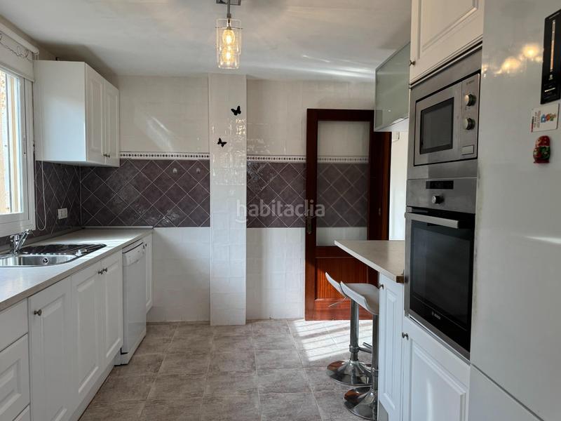 Foto ecd2cf27-96b6-4ff6-bac7-d7b6ba3562fc. Alquiler apartamento amplio apartamento con terraza en Santa Ponça en Calvià