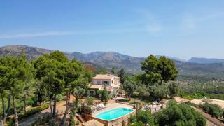 Chalet à Esporles. Chalet unifamiliar en venta en esporlas