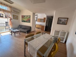 Rent Apartment  Carrer tous i maroto. Se alquila centrico piso en el borne de palma