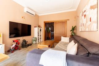 Appartement  Calle guillem massot. Piso reformado de alta calidad en blanquerna con terraza privada