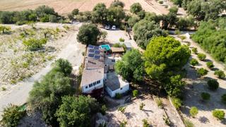 Mas  Varis. Finca rústica con encanto en montuïri  naturaleza y privacidad