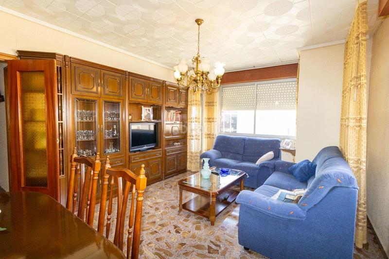 Foto 6b1695d0-62fb-4ab0-acef-8a625cbbb5dc. Casa vivienda de 3 dormitorios con amplio garaje y solarium, zona hurchillo en Orihuela