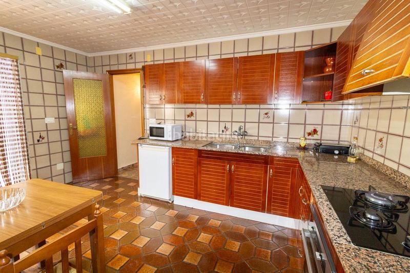 Foto 8e536310-213f-4ccc-8367-168d9f8eb804. Casa vivienda de 3 dormitorios con amplio garaje y solarium, zona hurchillo en Orihuela