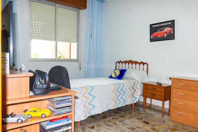 Foto c7d91af2-c4f8-43ee-b557-91b5e3be4f4e. Casa vivienda de 3 dormitorios con amplio garaje y solarium, zona hurchillo en Orihuela