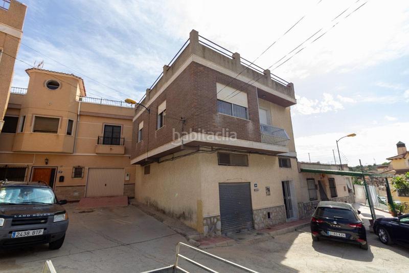 Foto d3677aa6-240a-4c84-978f-8e08fdfbf93b. Casa vivienda de 3 dormitorios con amplio garaje y solarium, zona hurchillo en Orihuela