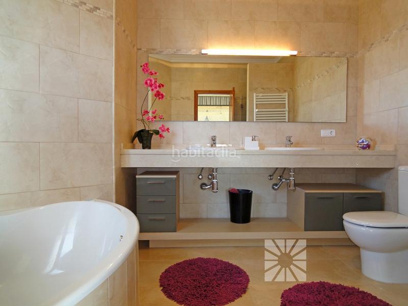 Foto 2fc655cd-a2fc-4915-a6f2-d62a69b1cf3a. Chalet with pool in Centro Poble Nou de Benitatxell (el)