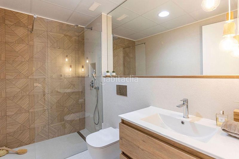 Foto 2d52b812-aa1c-4211-8dde-1ab3bcbb07f4. Duplex con riscaldamento parcheggio piscina in Pilar de la Horadada ciudad Pilar de la Horadada