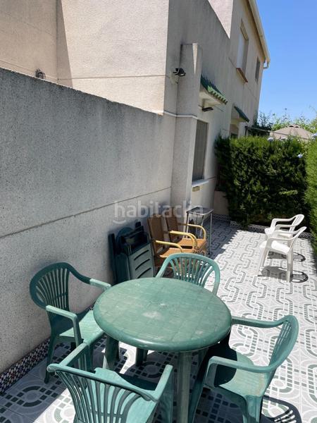 Foto eb92f78c-330c-49c3-9d49-0b8c9e5de7a1. Casa pareada  de tres habitaciones en los altos en Torrevieja