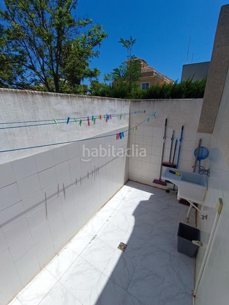 Foto eba133d1-dc8d-4181-ac5e-e0ea3b7a4f9e. Casa pareada  de tres habitaciones en los altos en Torrevieja