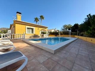 Chalet in Gargasindi - Garduix - Colina del Sol. Precioso chalet de 4 dormitorios y 3 baños con piscina privada,
