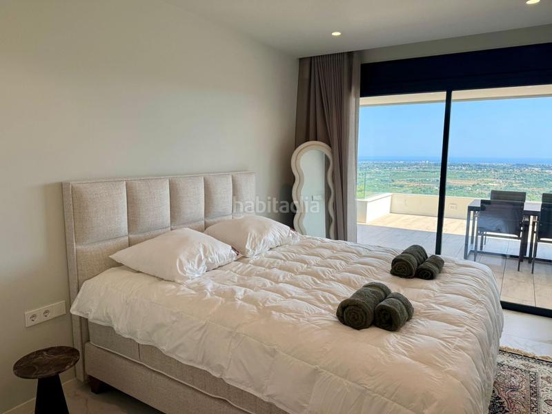 Foto 5a62e5b3-05fc-49ca-9b25-a61f9c9e3d43. Ático exclusivo atico con vistas al mar urbanizacion la sella en denia en Dénia