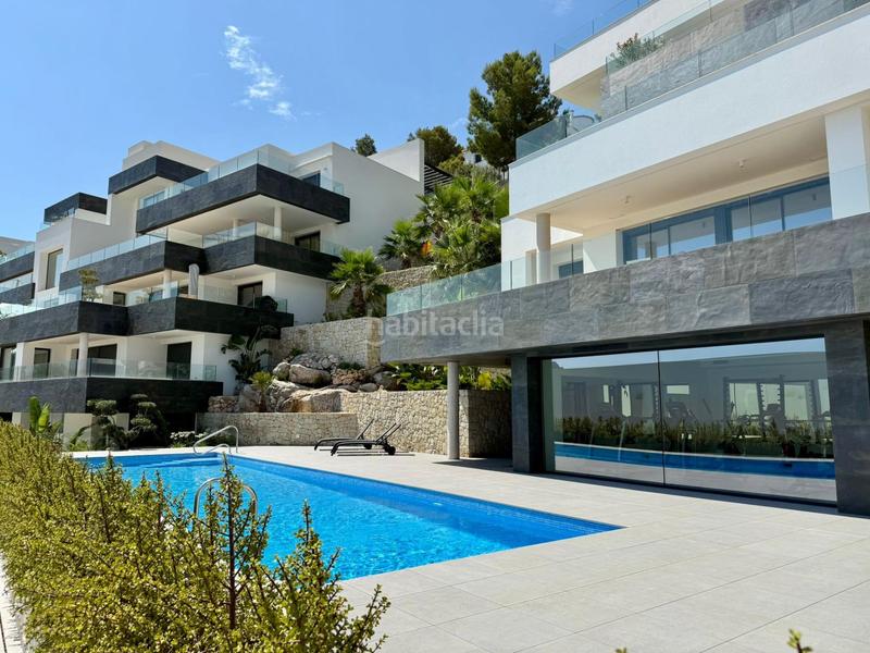 Foto 5da2d710-cf4f-409e-ad14-b2f02d87743e. Ático exclusivo atico con vistas al mar urbanizacion la sella en denia en Dénia