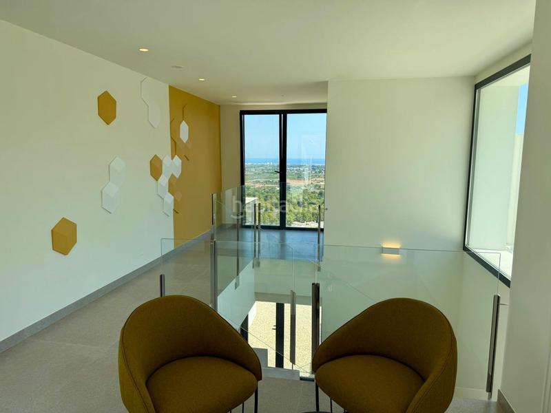 Foto 98b218cf-30b4-421a-a6fb-df43b2be876a. Ático exclusivo atico con vistas al mar urbanizacion la sella en denia en Dénia