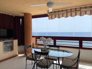 Appartement in Pueblo. Maravilloso apartamento en primera linea en calpe con vistas est