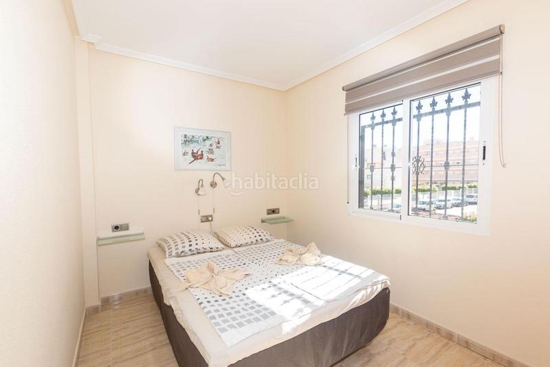 Foto 0d4909e4-d8f2-4f05-9ddb-654d22f0820c. Maison avec parking dans Villamartín-Las Filipinas Orihuela