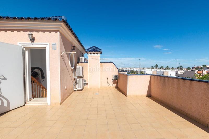 Foto 2b95bb02-839f-4b69-acba-4c0734e7a64b. Maison avec parking dans Villamartín-Las Filipinas Orihuela