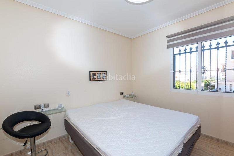 Foto 3cd2f677-3059-4919-a61c-08d0cdd0a8d6. Maison avec parking dans Villamartín-Las Filipinas Orihuela