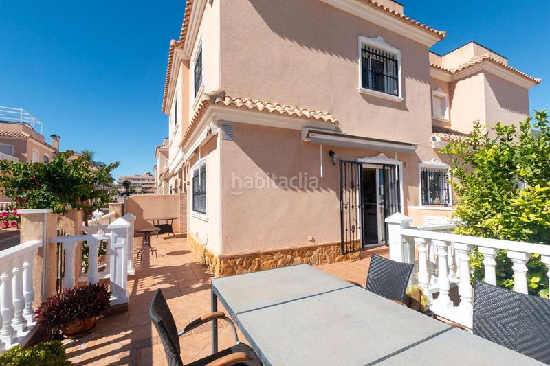 Foto bcb009c1-d2b0-4490-9867-97d9a9a7b026. Maison avec parking dans Villamartín-Las Filipinas Orihuela