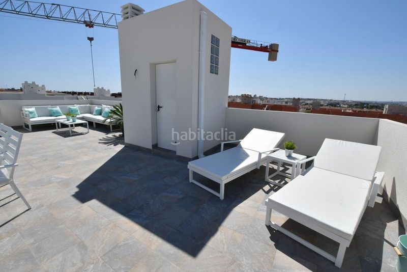 Foto f3d1d9e4-ff1a-4e68-a794-3d3d8eaa09af. Casa amb aparcament a San Miguel de Salinas