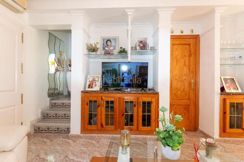 Foto 64d770a4-c738-4d21-b89f-fd6785e6cd6b. Casa aparellada amb piscina a La Regia Orihuela