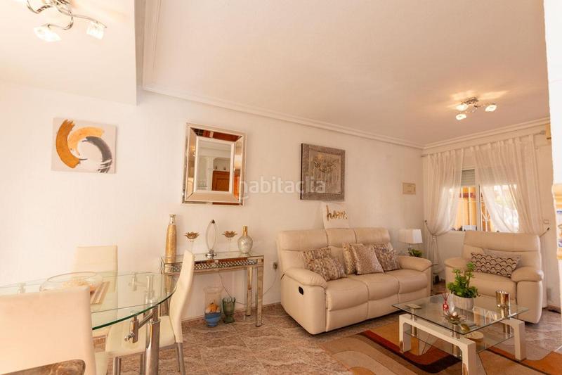 Foto 8063a145-dbb3-4964-b2fc-b1d5fc9b83be. Casa aparellada amb piscina a La Regia Orihuela