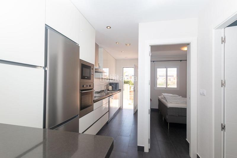 Foto d23c5b41-ffa4-49dc-a738-37d6413ab4f3. Maison jumelée avec parking piscine dans Lomas de Cabo Roig - Los Dolses Orihuela