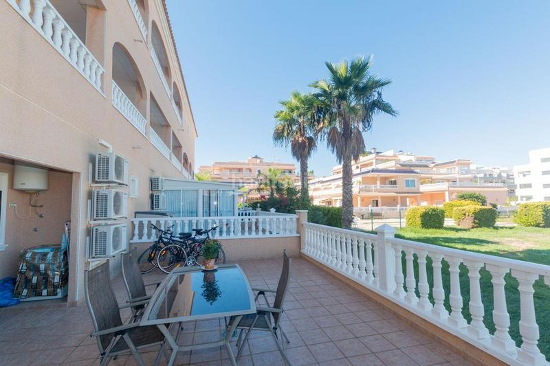 Foto 21450925-0948-4022-8df8-8a8aa75291bf. Piccolo appartamento con parcheggio piscina in Villamartín-Las Filipinas Orihuela