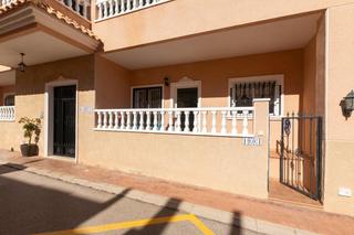 Apartament en Villamartn-Las Filipinas. Apartamento con 2 dormitorios, 1 bao, garaje, sauna, piscina cl