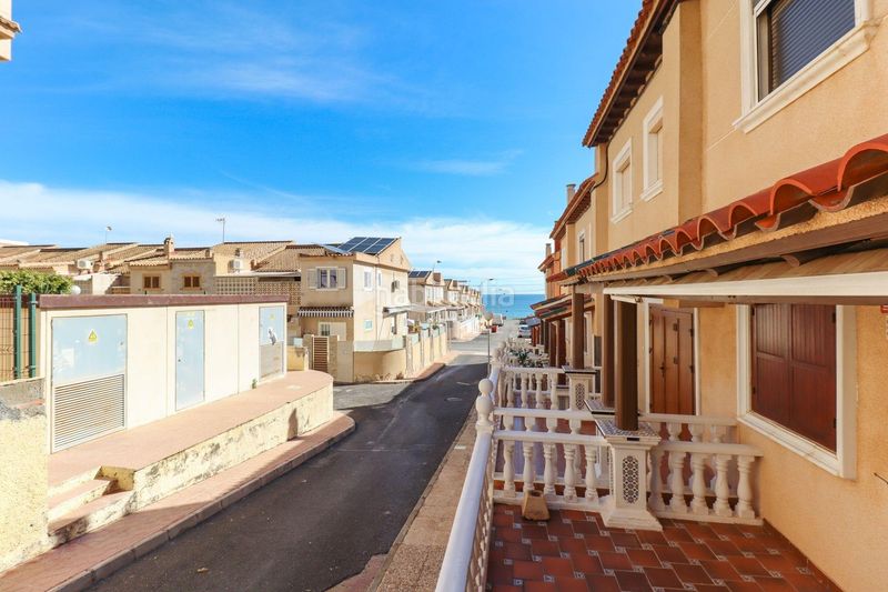 Foto 037e8bdb-0754-4c33-b4b9-1bcae87f011b. Casa adossada a Miramar - Torre del Moro Torrevieja