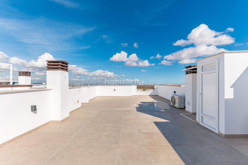 Foto 24fd3d27-29cb-4304-b0f9-681097399528. Casa amb piscina a Los Balcones-Los Altos Torrevieja