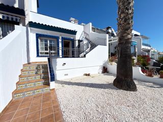 Apartment in Villamartín-Las Filipinas. Impresionante bungalow reformado en los dolses, villamartín  tu