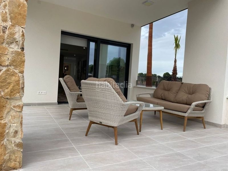 Foto b5be70f3-024e-4fe1-9468-41a2ff143b81. Apartament amb aparcament piscina a La Florida Orihuela
