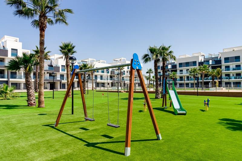 Foto 0ba3670e-9fc1-457f-a67a-5e095d88812e. Casa pisos nuevos, de 2 o 3 dormitorios con garaje, piscina comunitaria, spa y gimnasio. en Guardamar del Segura