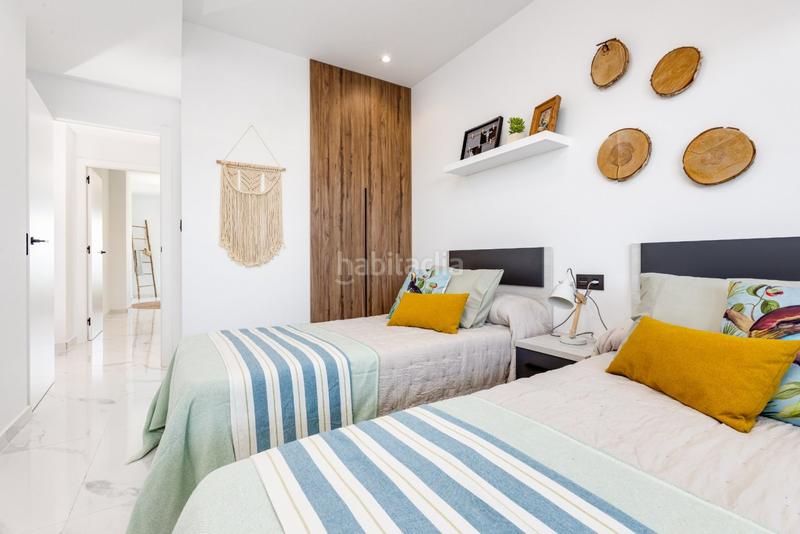 Foto 72783295-89a2-4022-8b2e-4169af9141f6. Casa pisos nuevos, de 2 o 3 dormitorios con garaje, piscina comunitaria, spa y gimnasio. en Guardamar del Segura